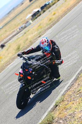 media/Oct-15-2023-TrackXperience (Sun) [[85198ff50b]]/Group 2/session 4 turn 3/